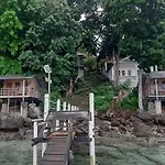 Olala Bungalows And Restaurant Mitra Reddoorz
